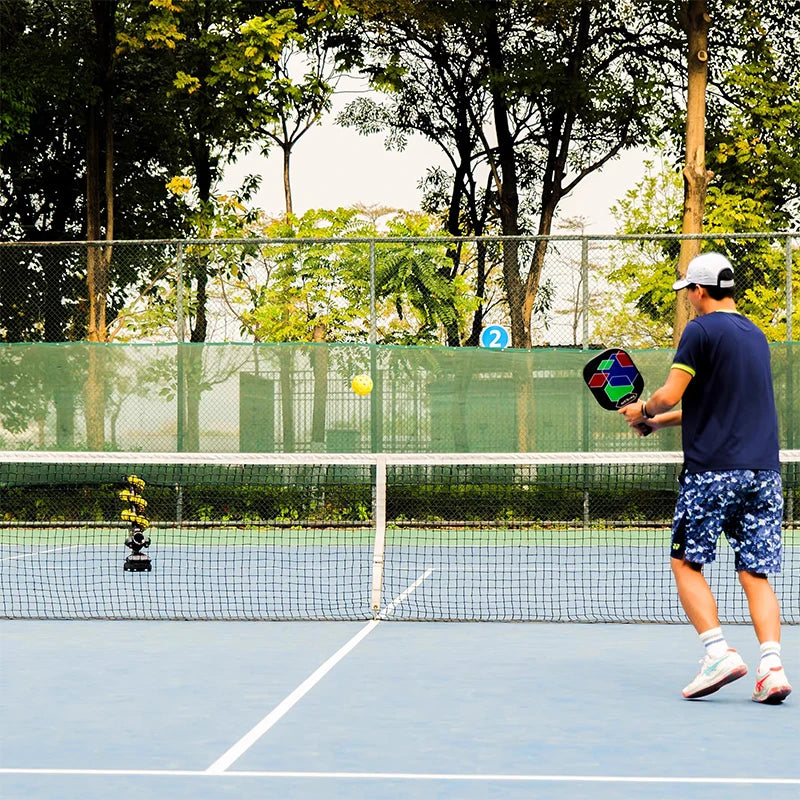 Mesin saji Pickleball 3802PBH boleh berayun secara automatik untuk orang perseorangan untuk berlatih memukul peralatan latihan pickleball