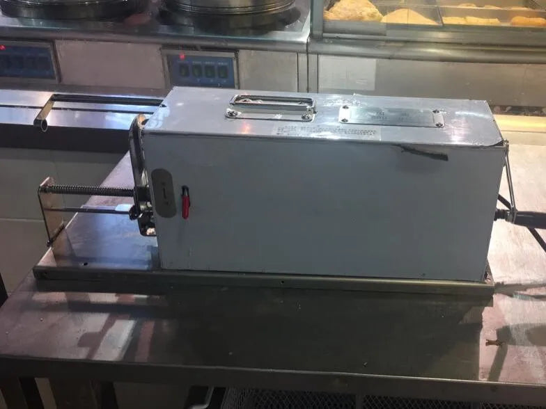 45cm length Automatic stretch Tornado potato machine potato spiral cutting machine Hand shake potato chips cutter slicer machine