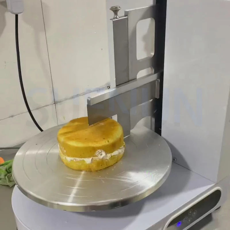 Otomatik Kek Krema Yayma Kaplama Dolum Makinesi Elektrikli Kek Ekmek Krema Dekorasyon Serpme Pürüzsüzleştirme Makinesi