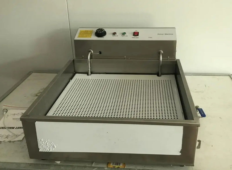 Electric 25L Commercial doughnut fryer 3000W stainless steel Donuts ball oil fryer