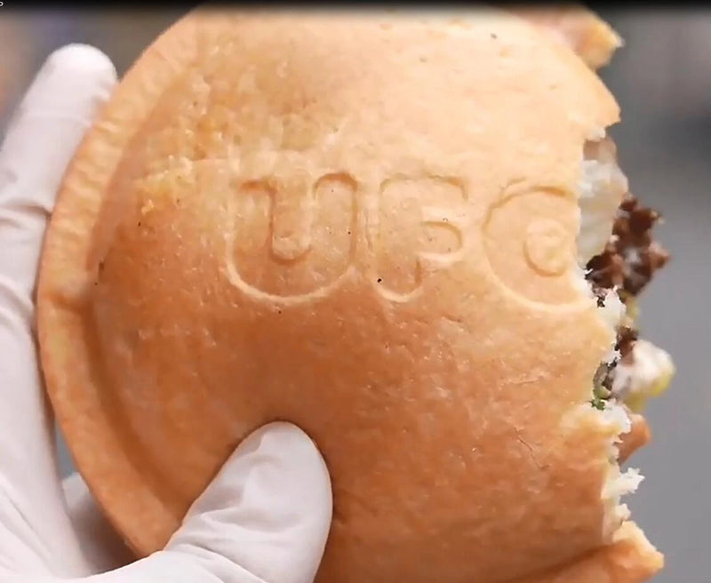 Z logo Ufo Burger Maszyna do pączków Lody Wafle Hamburger Chleb Prasa na gorąco Gelato Panini Prasa Brioche UFO Burge